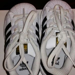 ADIDAS sz 6c